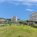 Marvellous 1 Bedroom Beachfront Flat With Parking And Pool Sitio de Calahonda