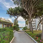 Marvellous 1 Bedroom Beachfront Flat With Parking And Pool Διαμέρισμα Sitio de Calahonda